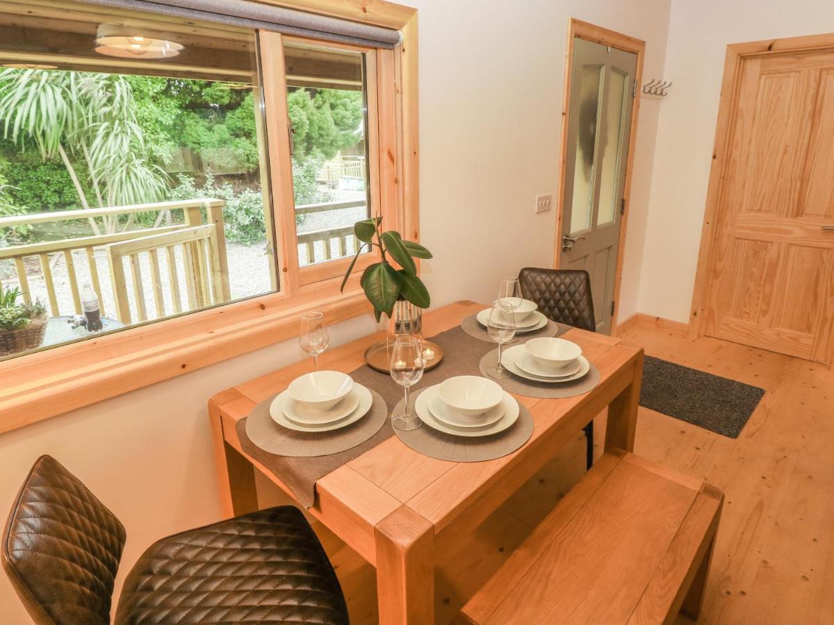 Willow Lodge Tenby Eksteriør billede
